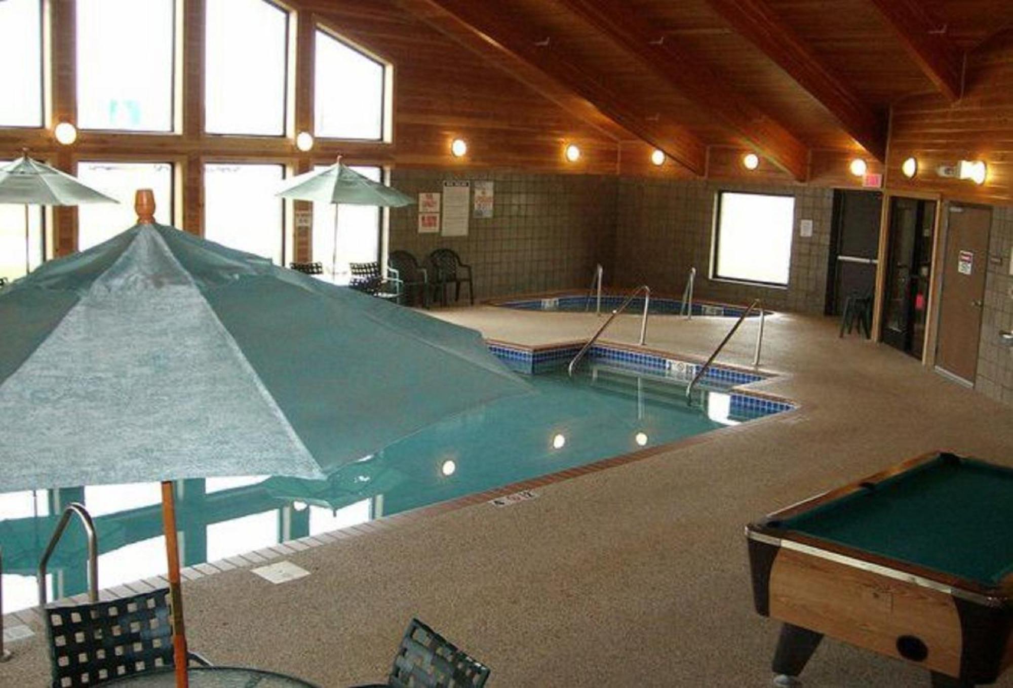 Americinn By Wyndham Thief River Falls Exterior photo